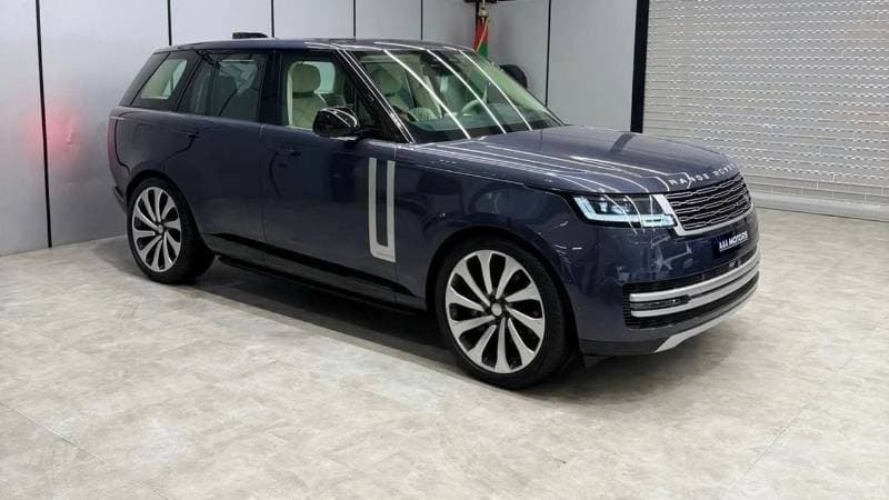 2024 Land Rover Range Rover AUTOBIOGRAPHY P530 thumbnail 4