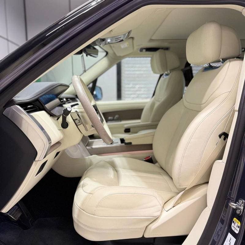 2024 Land Rover Range Rover AUTOBIOGRAPHY P530 thumbnail 7