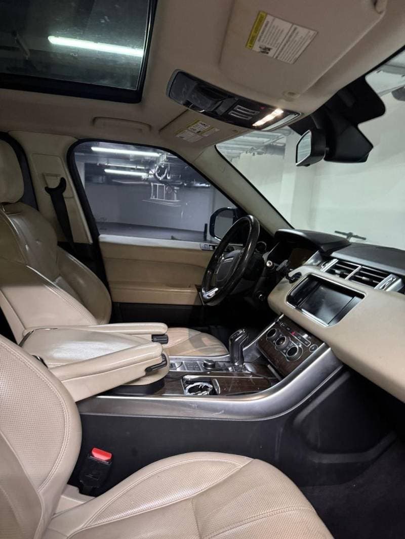 2016 Land Rover Range Rover HSE thumbnail 5