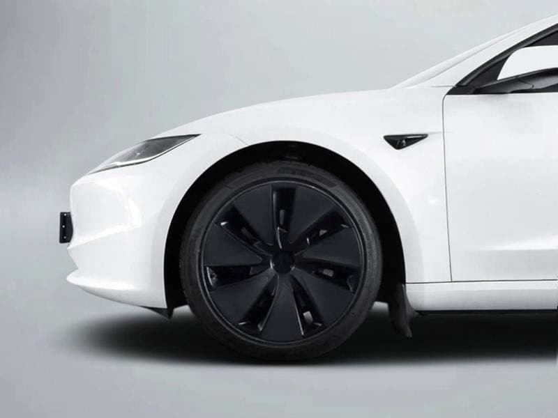 2025 Tesla Model 3 LONG RANGE thumbnail 6