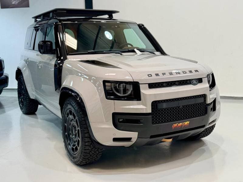 2026 Land Rover Defender thumbnail 3