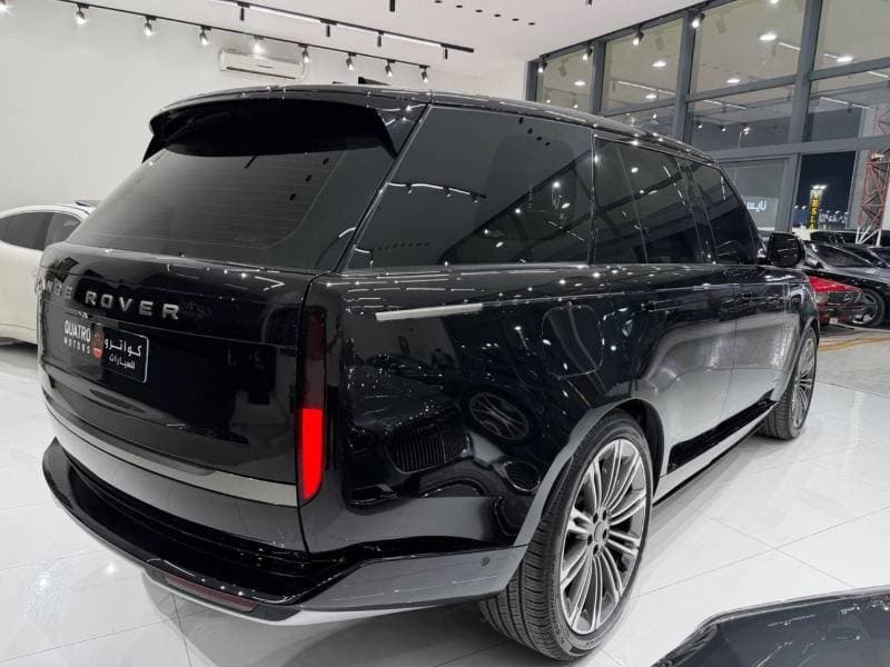 2026 Land Rover Range Rover HSE P400 thumbnail 7