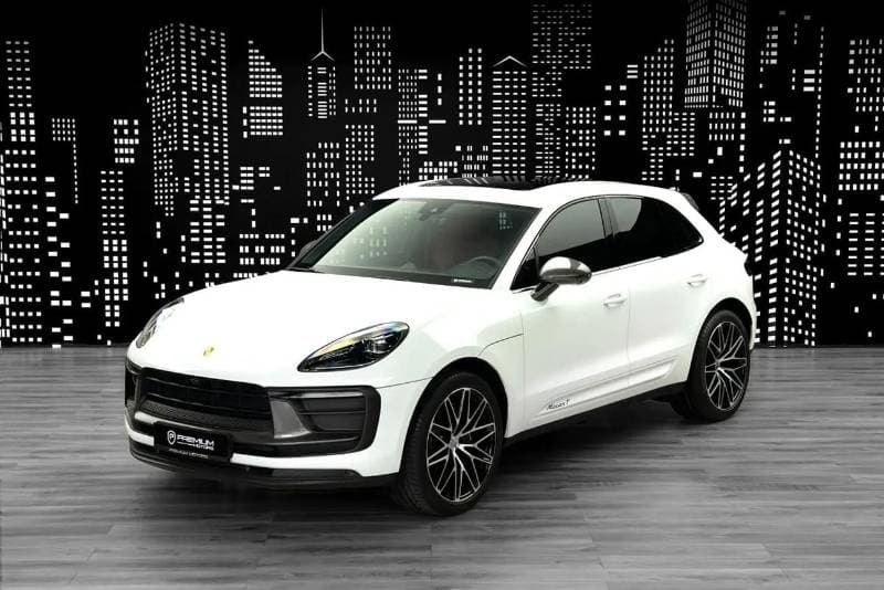 2023 Porsche Macan T
