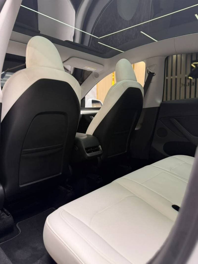 2024 Tesla Model Y STANDARD RANGE thumbnail 6