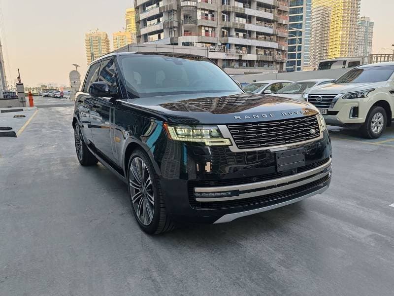 2025 Land Rover Range Rover SE