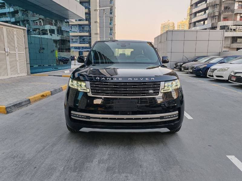 2025 Land Rover Range Rover SE thumbnail 2