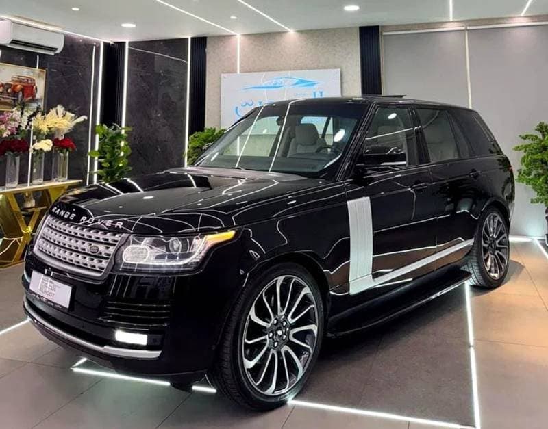 2016 Land Rover Range Rover VOGUE SE thumbnail 3