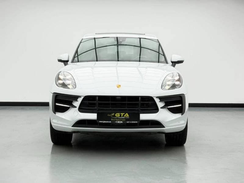 2020 Porsche Macan GTS thumbnail 2