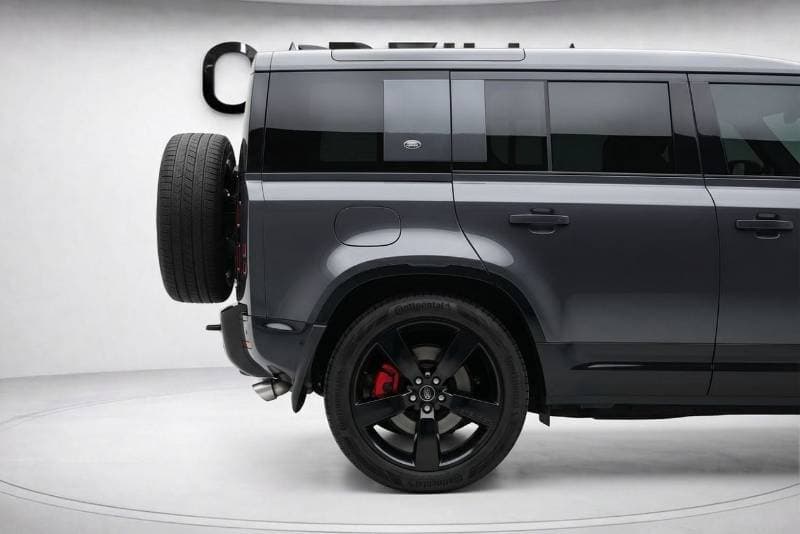 2023 Land Rover Defender V8 P525 thumbnail 6