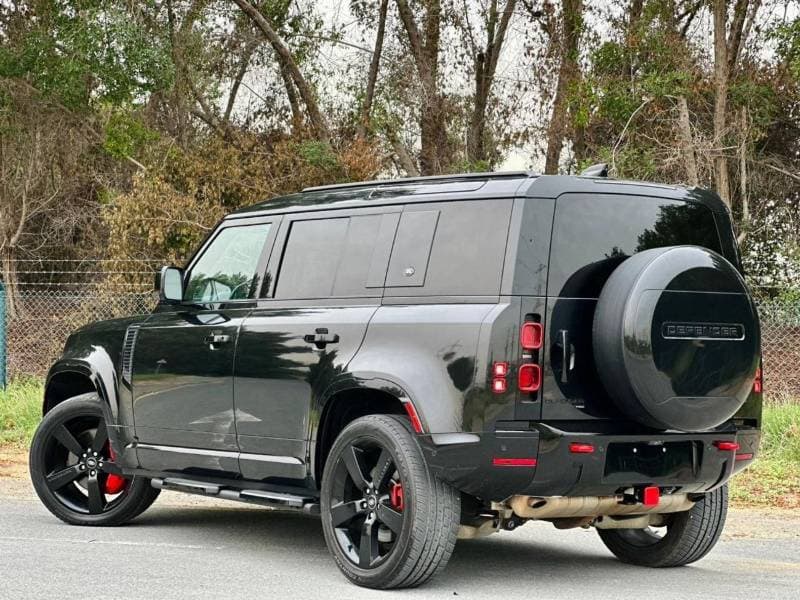 2022 Land Rover Defender thumbnail 6
