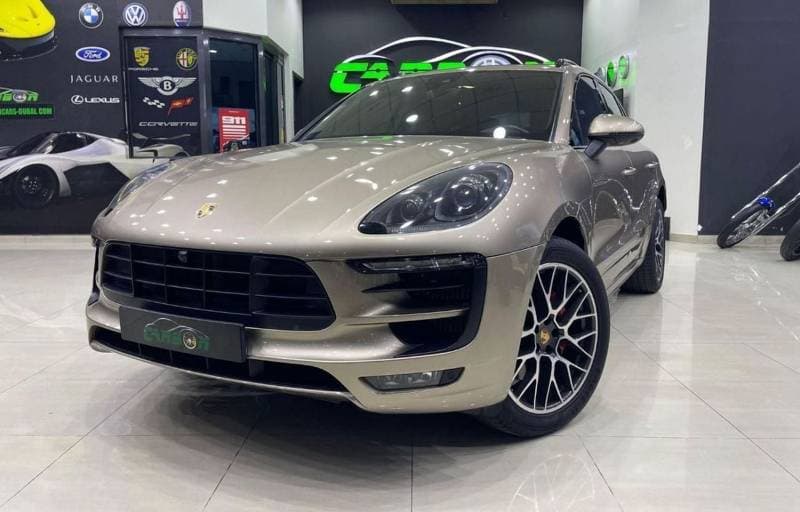 2017 Porsche Macan GTS thumbnail 2