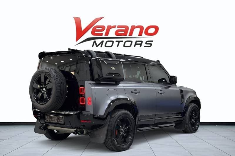 2024 Land Rover Defender thumbnail 7