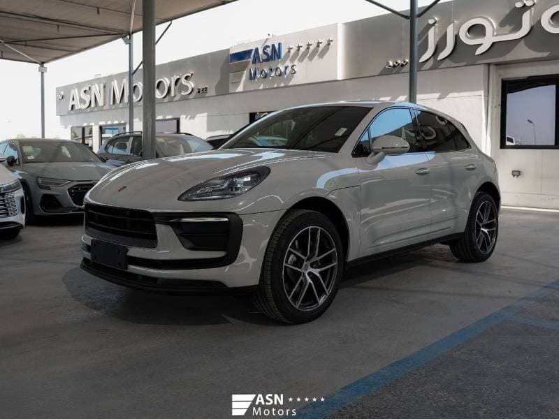 2025 Porsche Macan PURSUING DREAMS EDITION