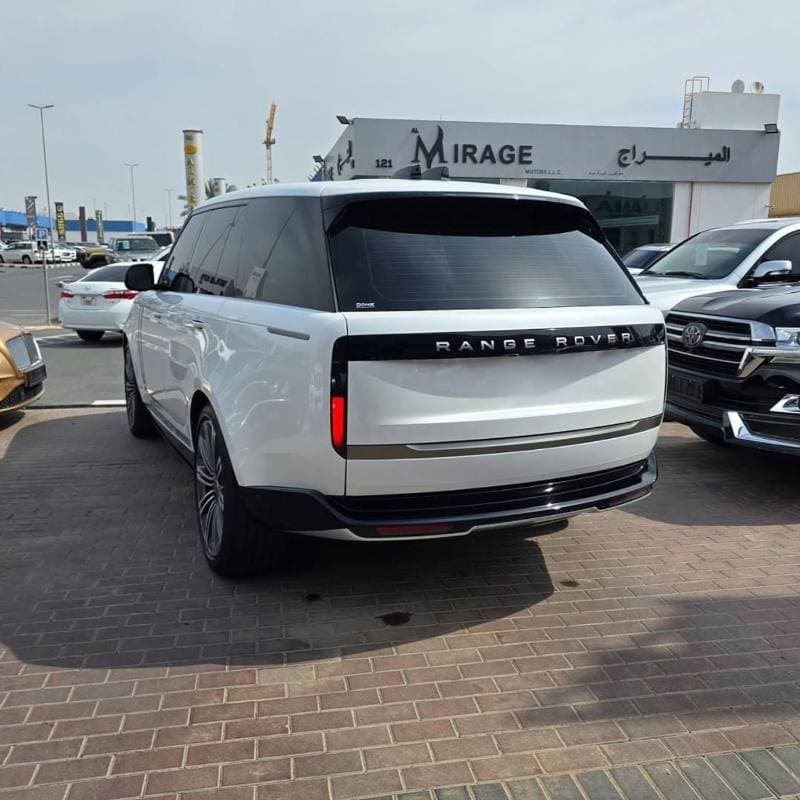 2025 Land Rover Range Rover HSE P400 thumbnail 8