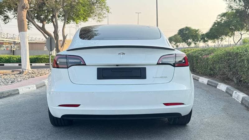 2022 Tesla Model 3 PERFORMANCE thumbnail 5