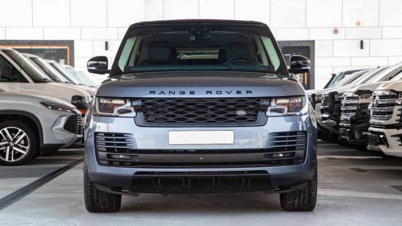 2018 Land Rover Range Rover VOGUE thumbnail 2