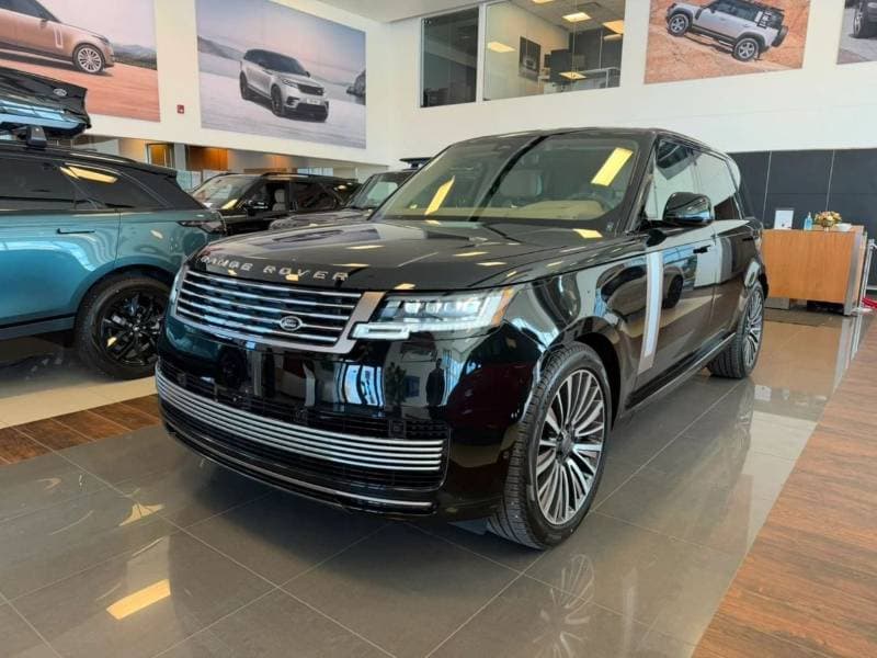 2026 Land Rover Range Rover SV LWB P615