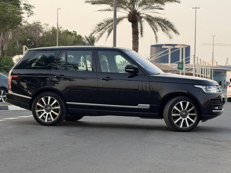 2016 Land Rover Range Rover HSE thumbnail 2