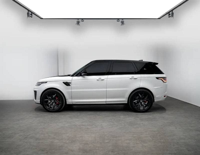 2020 Land Rover Range Rover Sport SVR thumbnail 2
