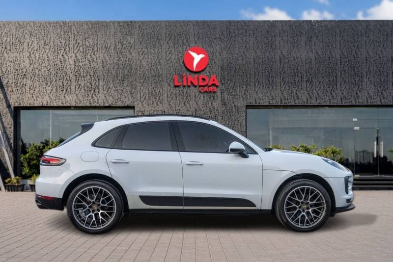 2021 Porsche Macan Std 2.0L (252 HP) thumbnail 7