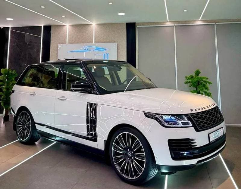 2019 Land Rover Range Rover AUTOBIOGRAPHY thumbnail 3