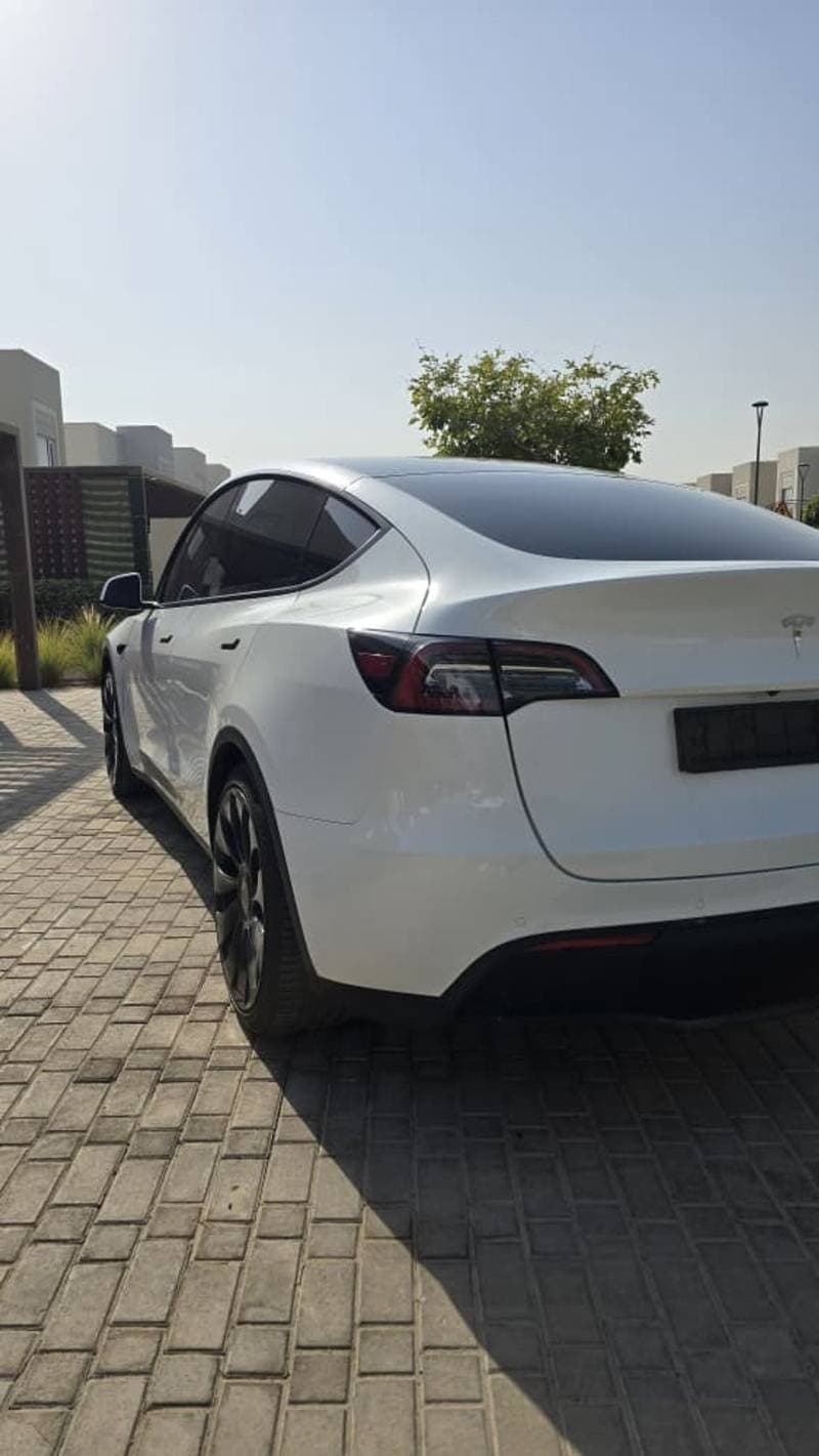 2022 Tesla Model Y PERFORMANCE thumbnail 8