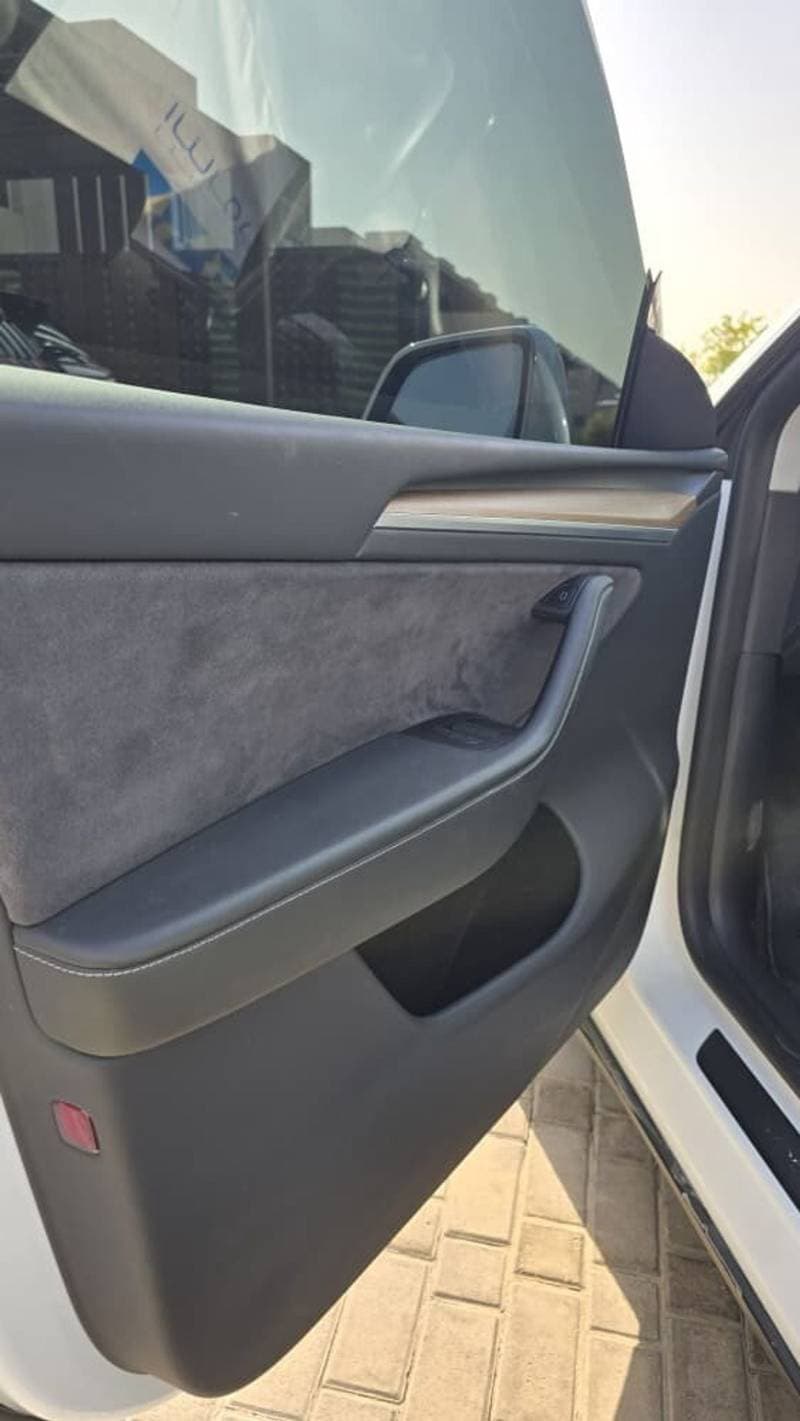 2022 Tesla Model Y PERFORMANCE thumbnail 5