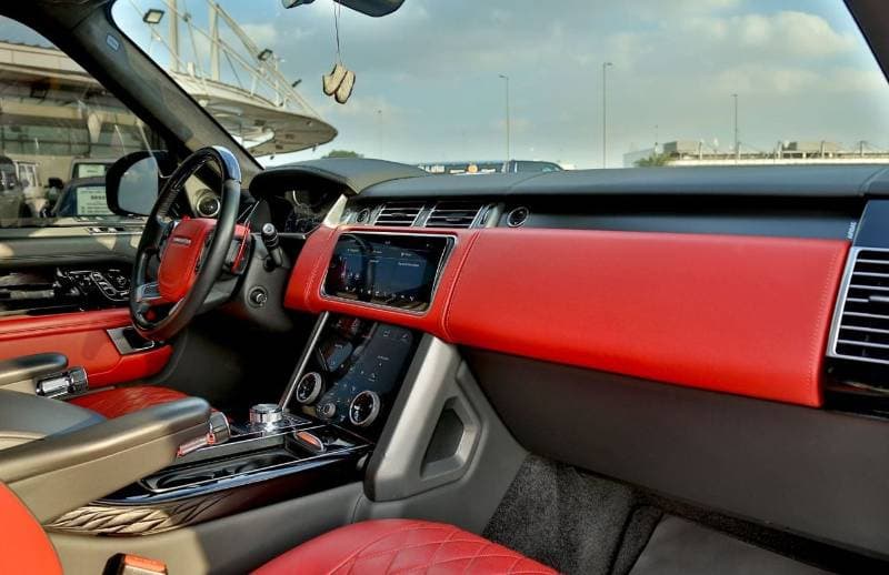 2019 Land Rover Range Rover AUTOBIOGRAPHY SV thumbnail 4