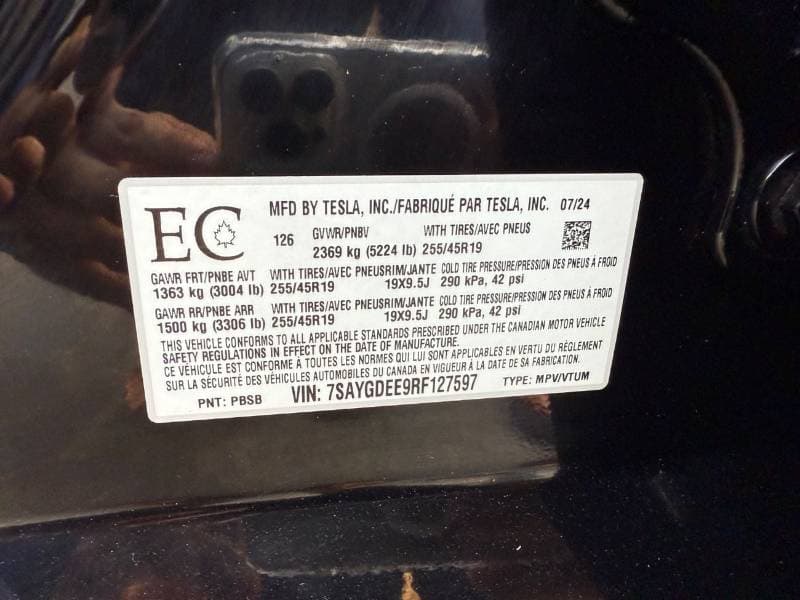 2024 Tesla Model Y LONG RANGE thumbnail 8