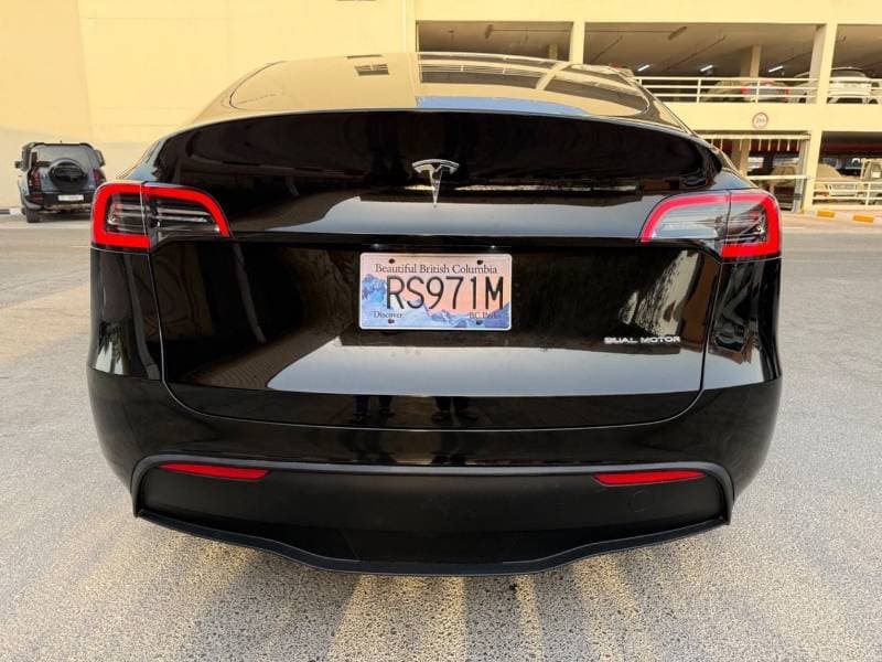 2024 Tesla Model Y LONG RANGE thumbnail 7