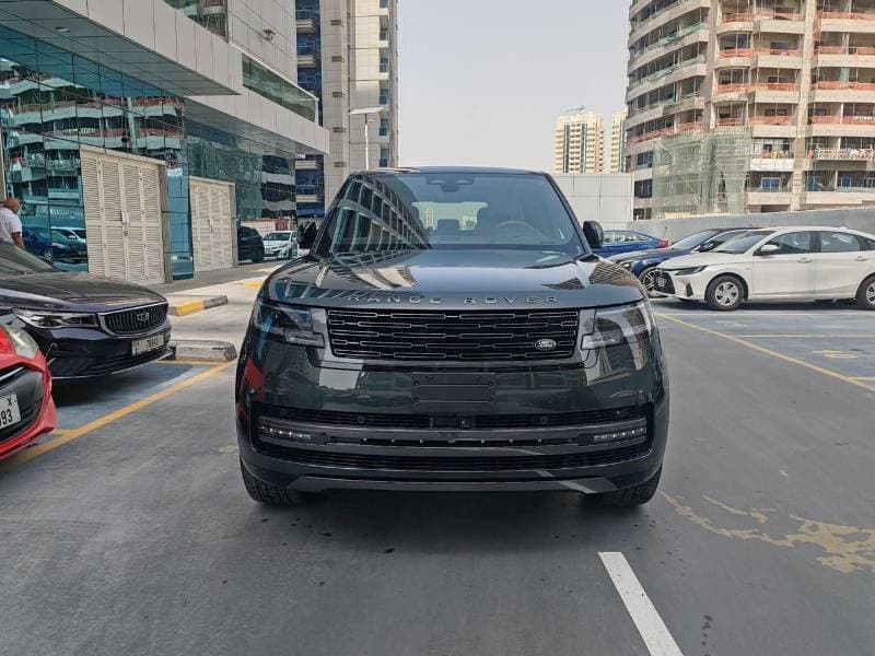 2025 Land Rover Range Rover SE 4.4L P530