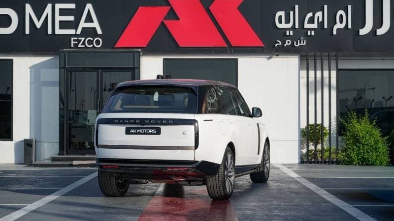 2022 Land Rover Range Rover AUTOBIOGRAPHY SV LWB thumbnail 4