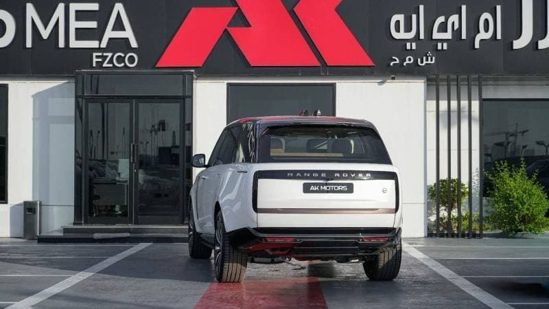 2022 Land Rover Range Rover AUTOBIOGRAPHY SV LWB thumbnail 6