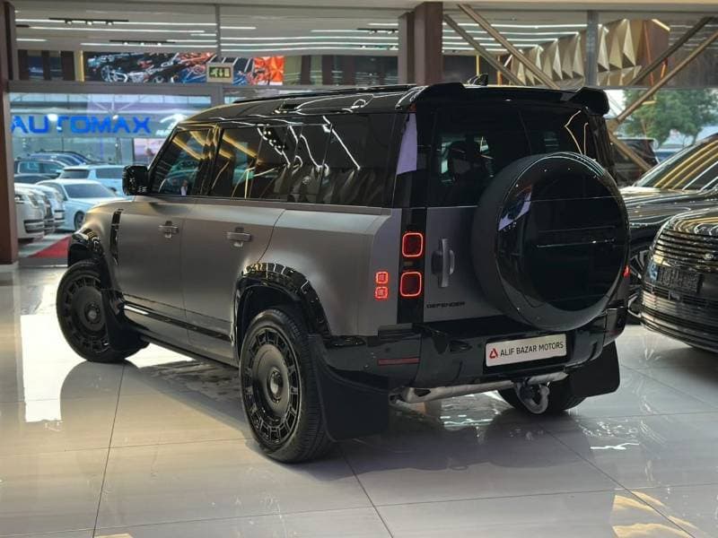 2023 Land Rover Defender P400 SE X Dynamics thumbnail 3