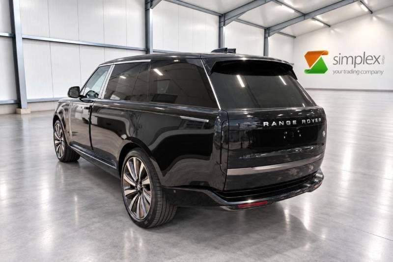 2026 Land Rover Range Rover SV LWB P615 thumbnail 2