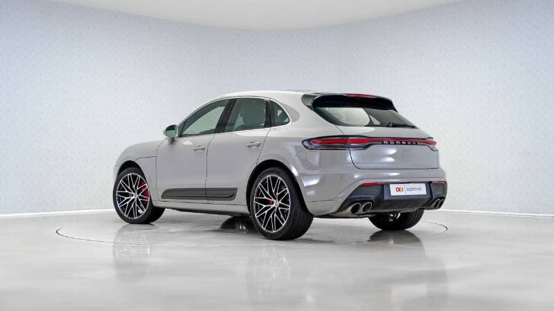 2024 Porsche Macan S thumbnail 2
