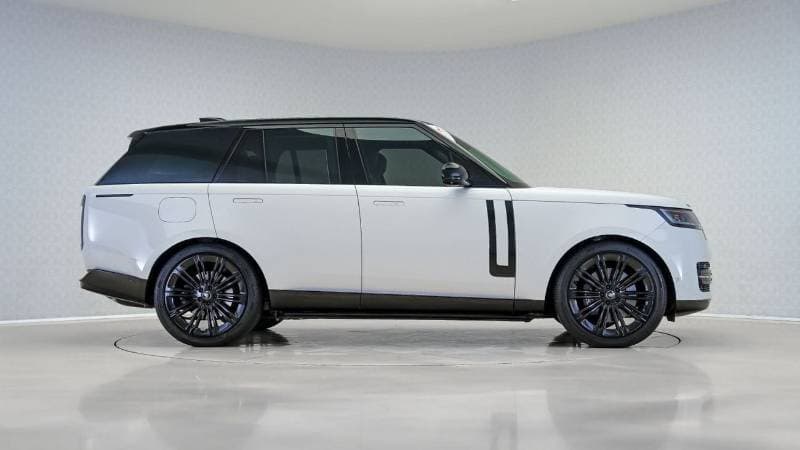 2025 Land Rover Range Rover AUTOBIOGRAPHY thumbnail 3