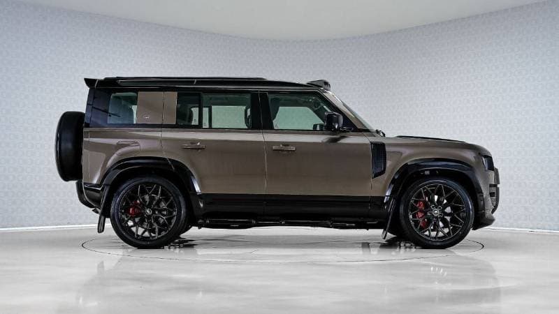 2020 Land Rover Defender thumbnail 3