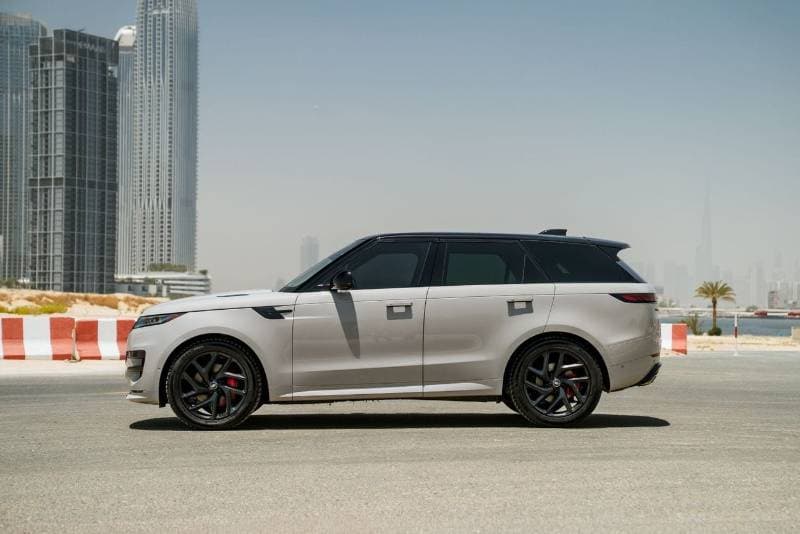2023 Land Rover Range Rover Sport SE P400 thumbnail 4