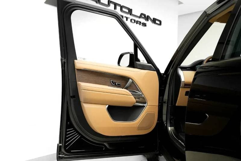 2026 Land Rover Range Rover HSE P530 thumbnail 7