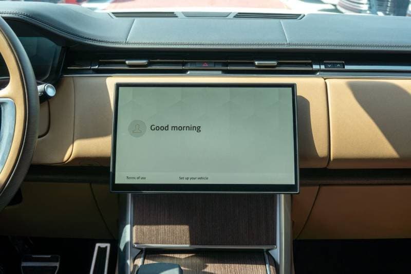 2026 Land Rover Range Rover HSE P400 thumbnail 7