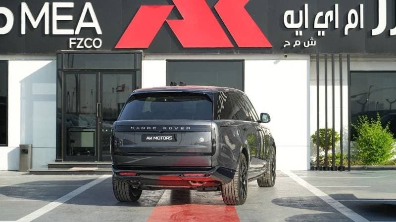 2023 Land Rover Range Rover SV LWB P530 thumbnail 4