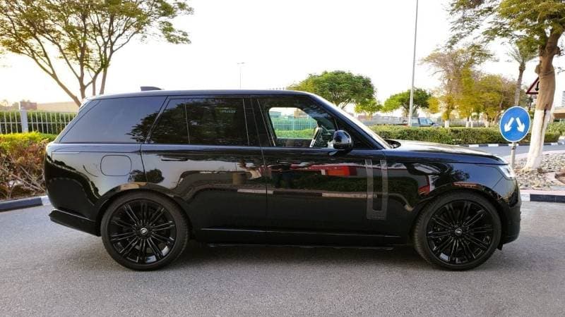 2023 Land Rover Range Rover AUTOBIOGRAPHY P530 thumbnail 6