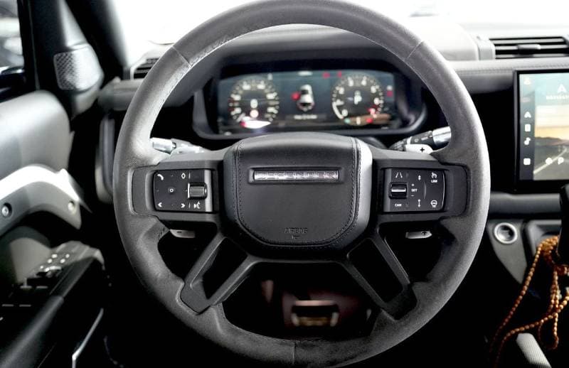 2022 Land Rover Defender thumbnail 8
