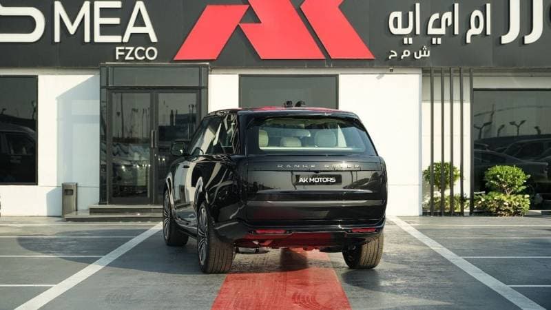 2026 Land Rover Range Rover HSE P400 thumbnail 4