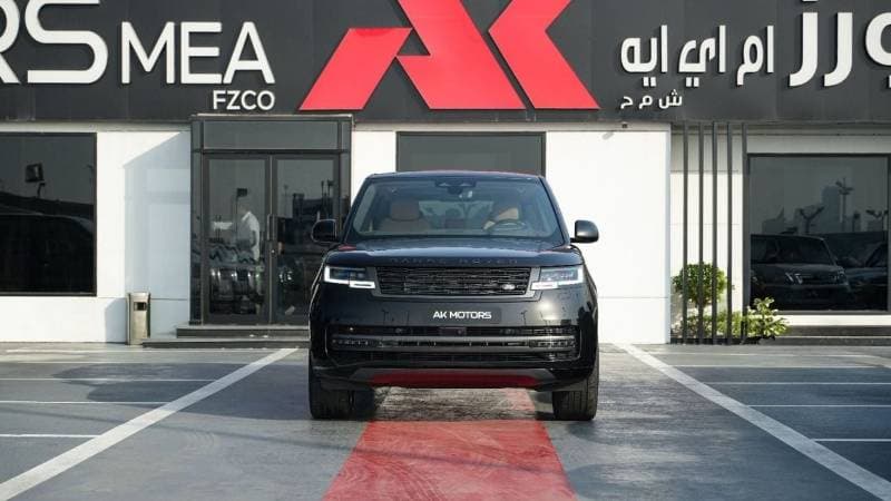 2026 Land Rover Range Rover HSE P400 thumbnail 2