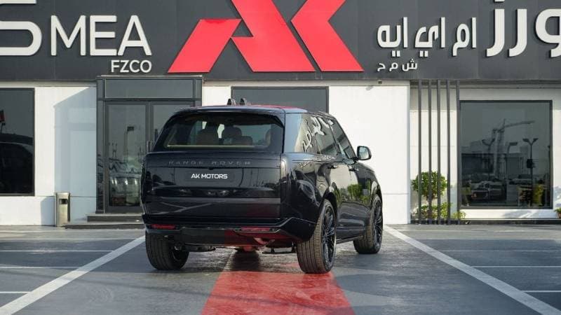 2026 Land Rover Range Rover HSE P400 thumbnail 4
