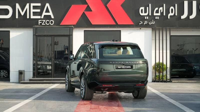 2026 Land Rover Range Rover HSE P400 thumbnail 6