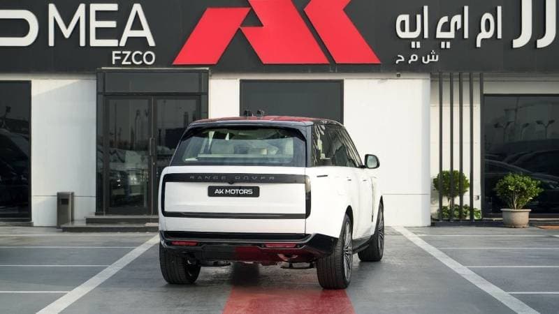 2026 Land Rover Range Rover RANGE ROVER HSE P400 thumbnail 6