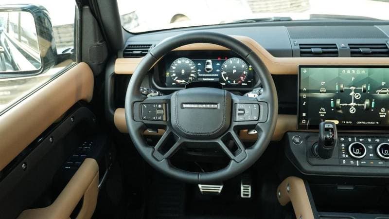 2026 Land Rover Defender Ultimate Edition P525 V8 5.0 Black 2026MY Export thumbnail 8